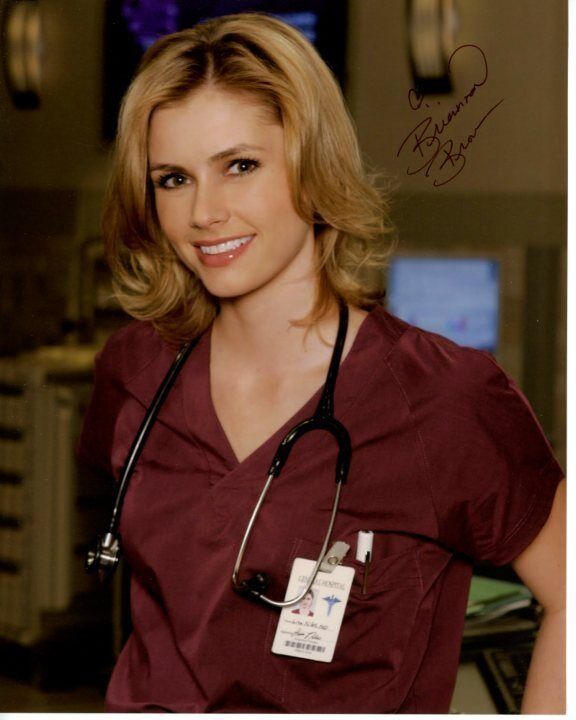 BRIANNA BROWN signed autographed GENERAL HOSPITAL LISA NILES 8x10 Photo Poster painting