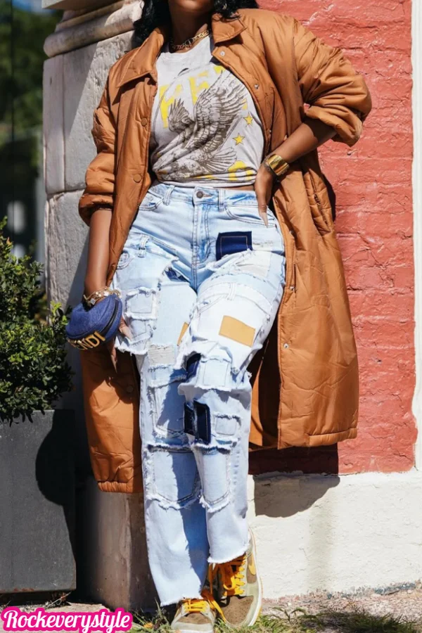 Ripped Patch Pocket Straight Leg Stretch Jeans