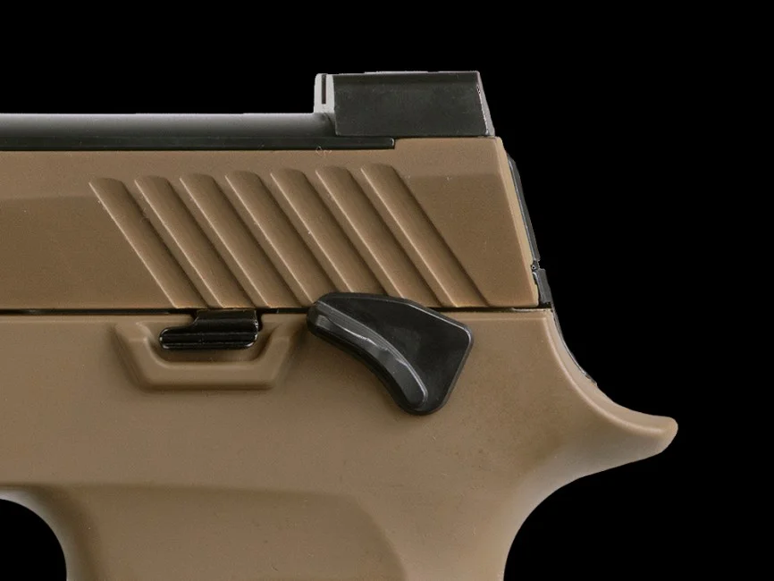 SIG SAUER P320 M17 9MM HANDGUN- FDE