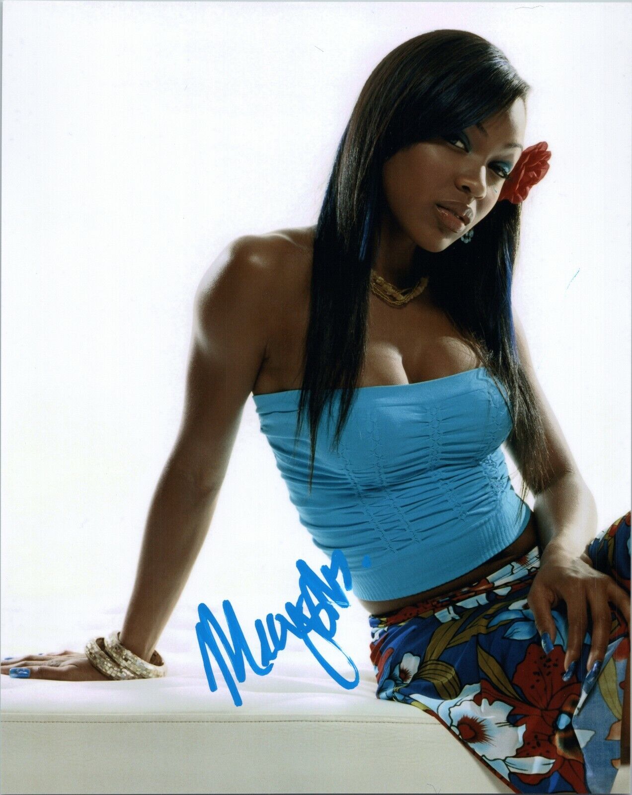 ~~ MEAGAN GOOD Authentic Hand-Signed Monster Hunter