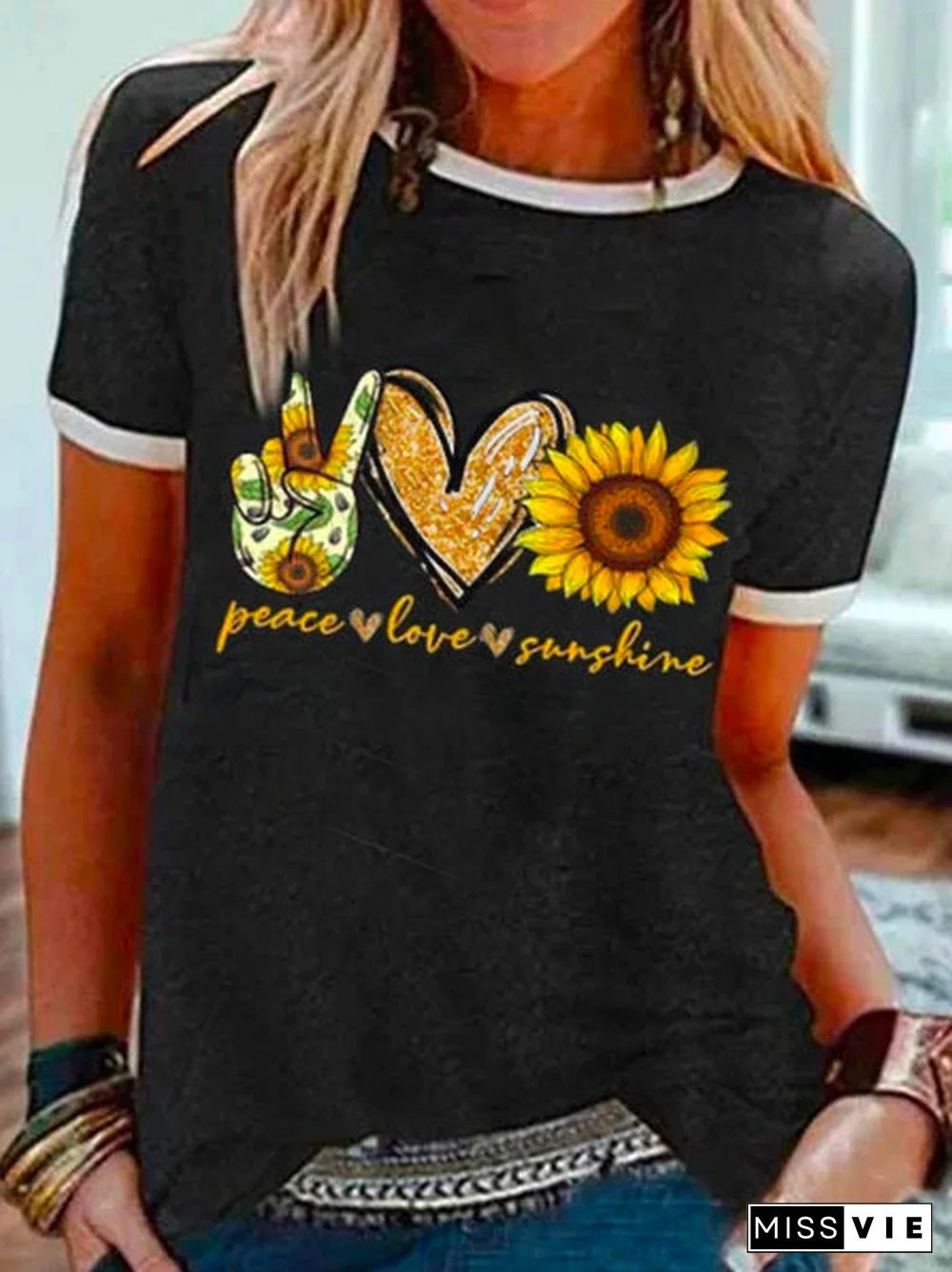 Printed Crew Neck Holiday T-shirt