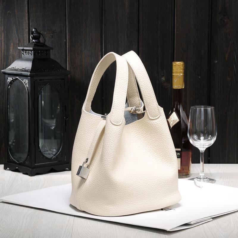 Genuine leather guaranteed cowhide women handbag Famous brand lady lock bags female handbag bucket shopping bags 107