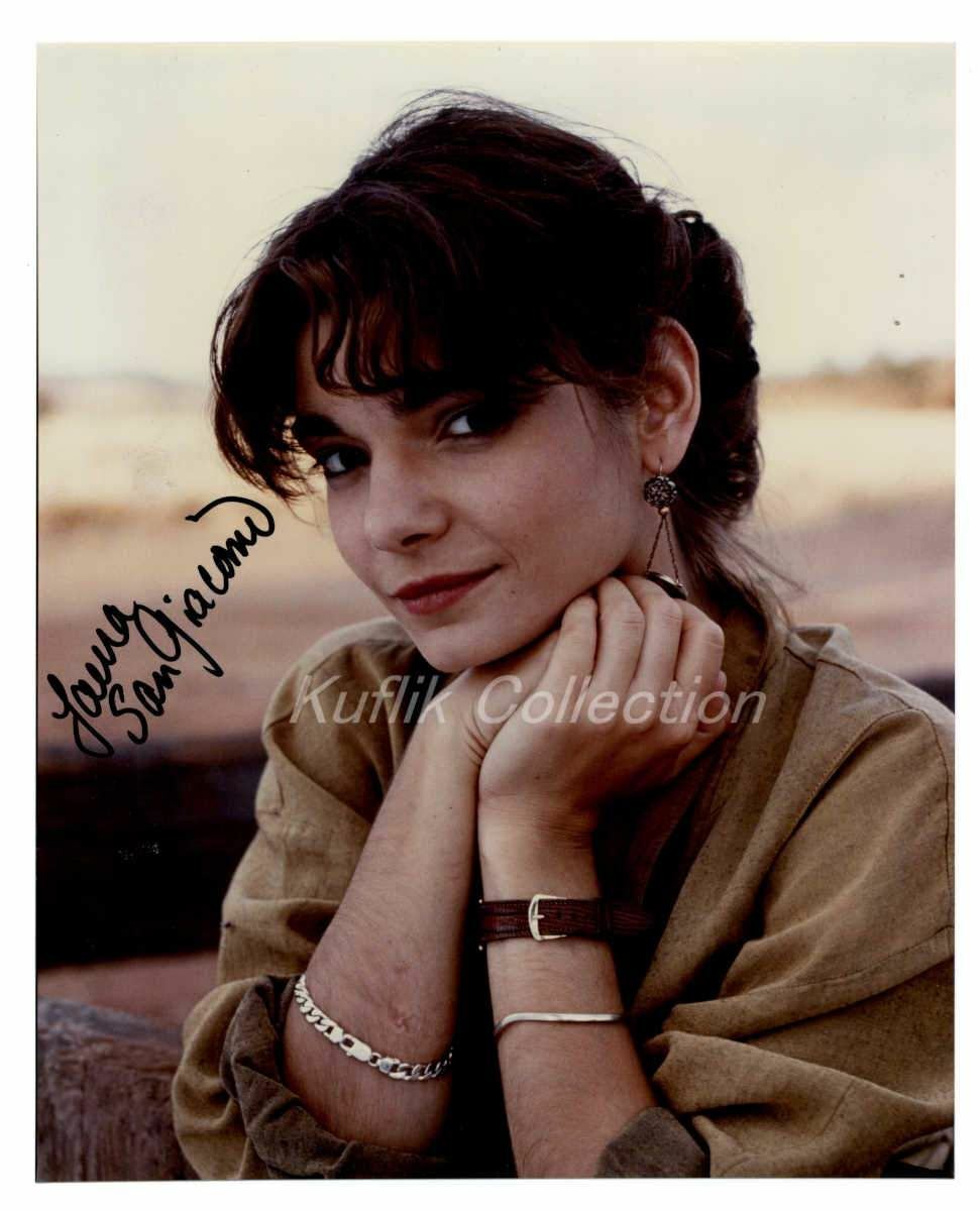 Laura San Giacomo - Signed Autograph Color 8x10 Photo Poster painting - Just Shoot Me