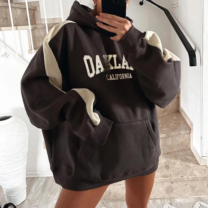 Girl OAKLAND CALIFORNIA Retro Casual Hoodie