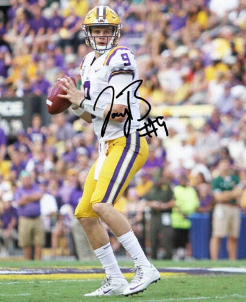 Joe Burrow Signed Photo Poster painting 8x10 rp Autographed LSU Tigers !!