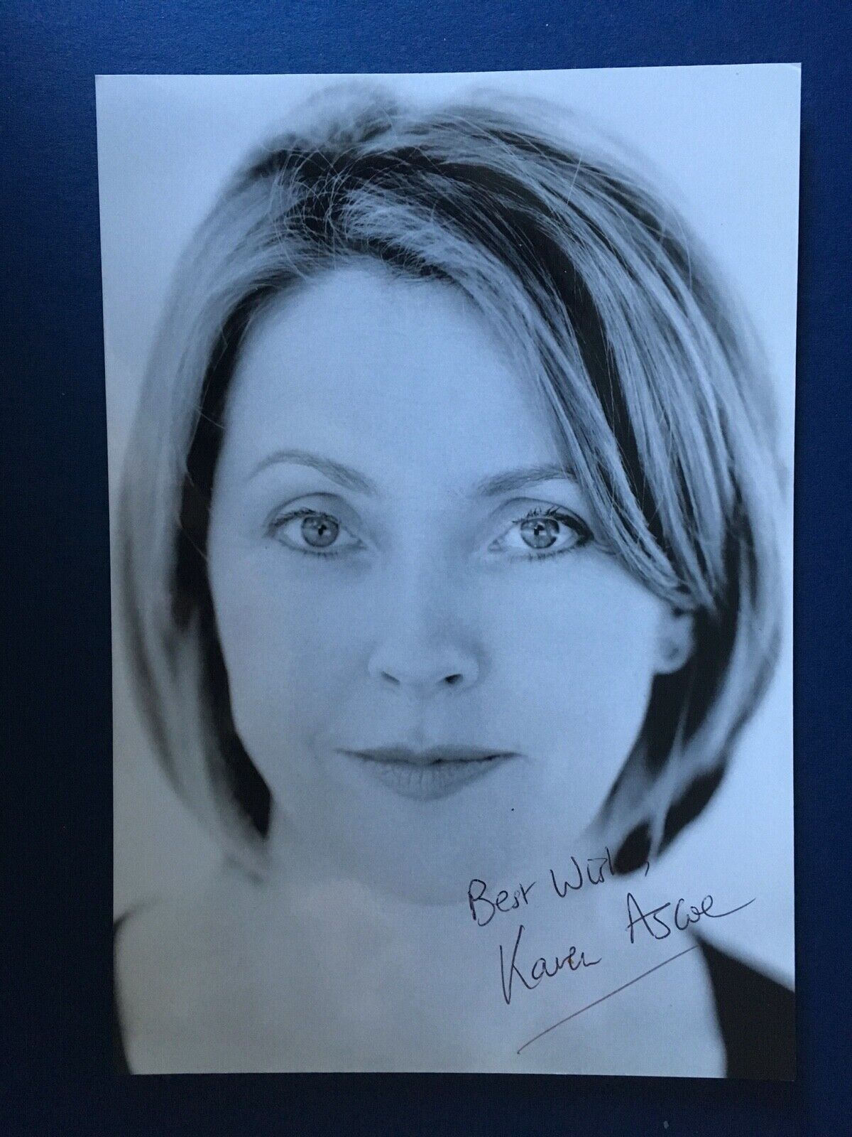 KAREN ASCOE - POPULAR BRITISH ACTRESS - EXCELLENT SIGNED Photo Poster paintingGRAPH