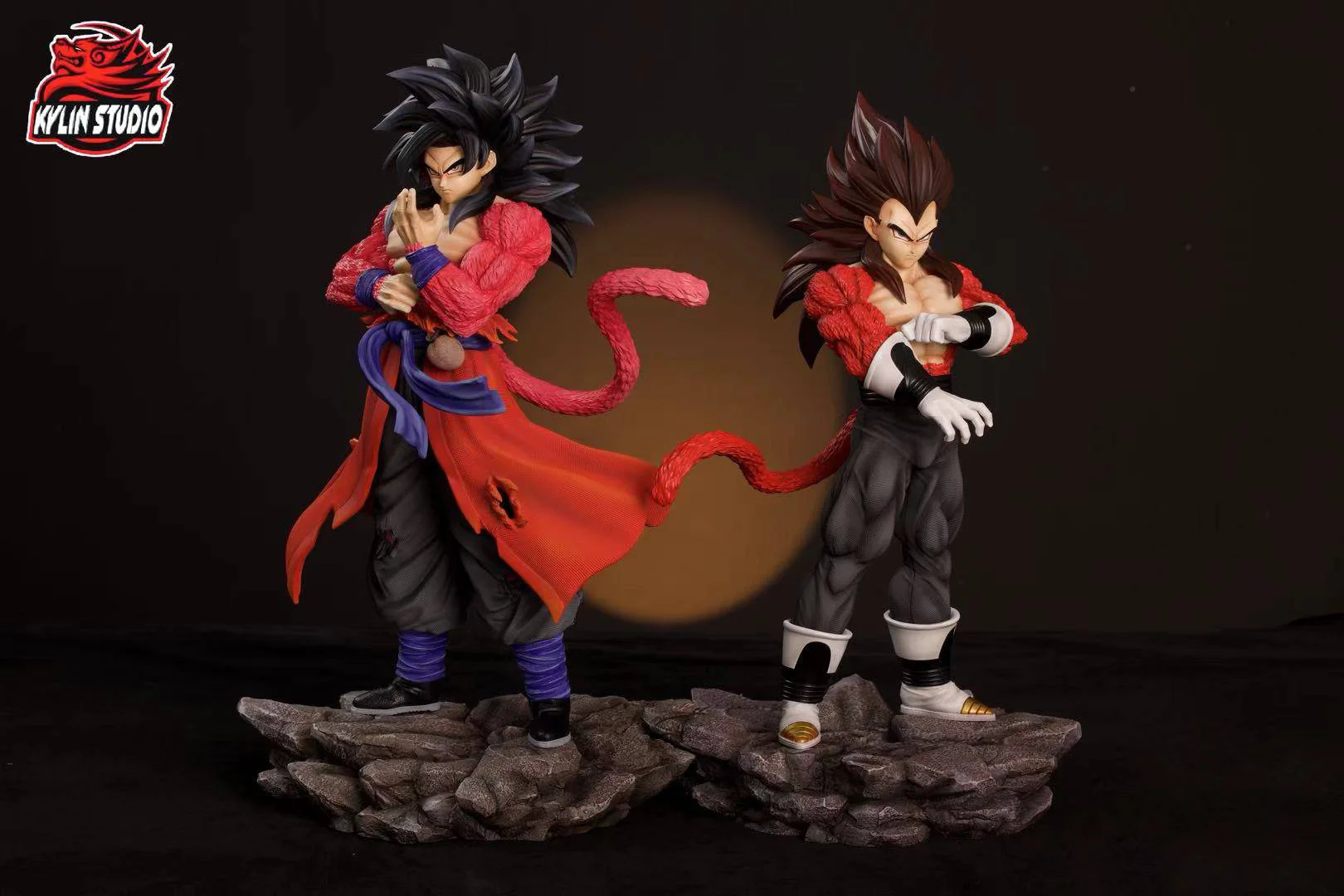 1/6 & 1/4 Scale The Time Patrol Super Saiyan 4 Vegeta & Son Goku