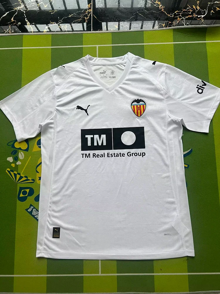 25/26 Valencia Home Fan Edition