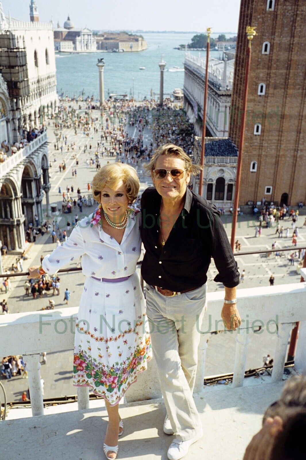 Anneliese Rothenberger - Venedig - Foto 20 x 30 cm ohne Autogramm (Nr 2-3