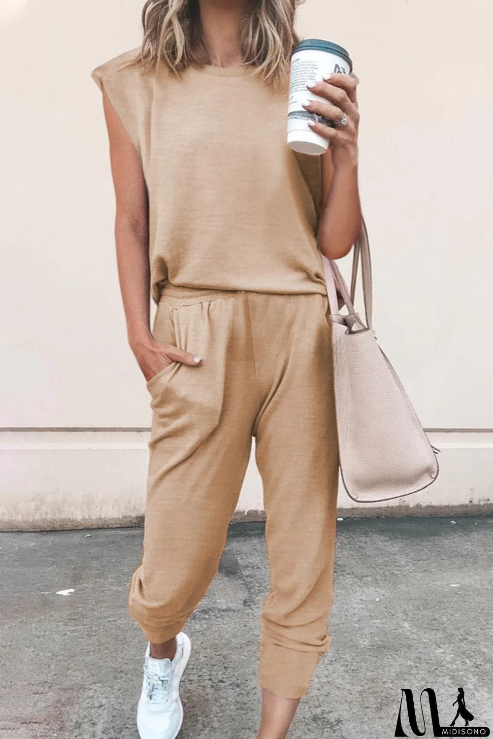 MidiSono - Casual Knitted Sleeveless and Pants Set