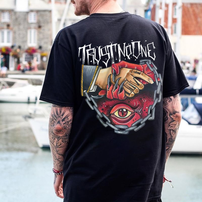 Devil eye letter chain print T-shirt designer -  UPRANDY