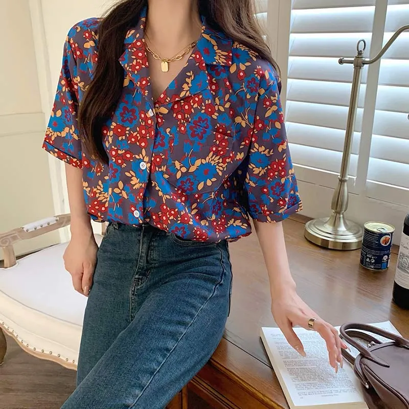 Vintage Floral Print Pocket Loose T-Shirt