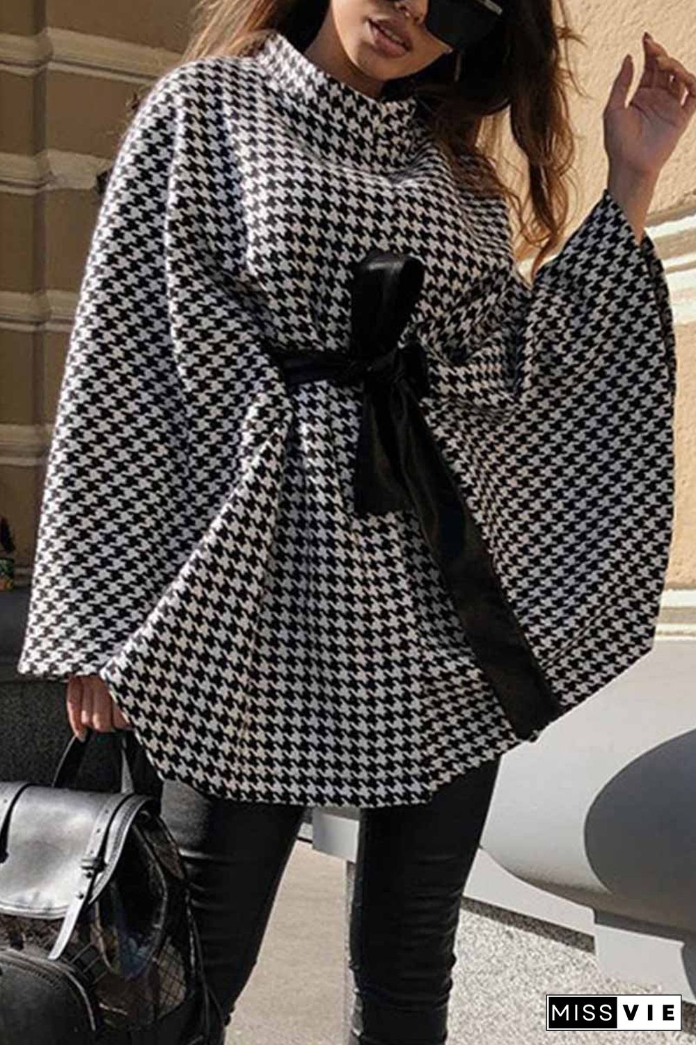 Loose Lace Plaid Cloak