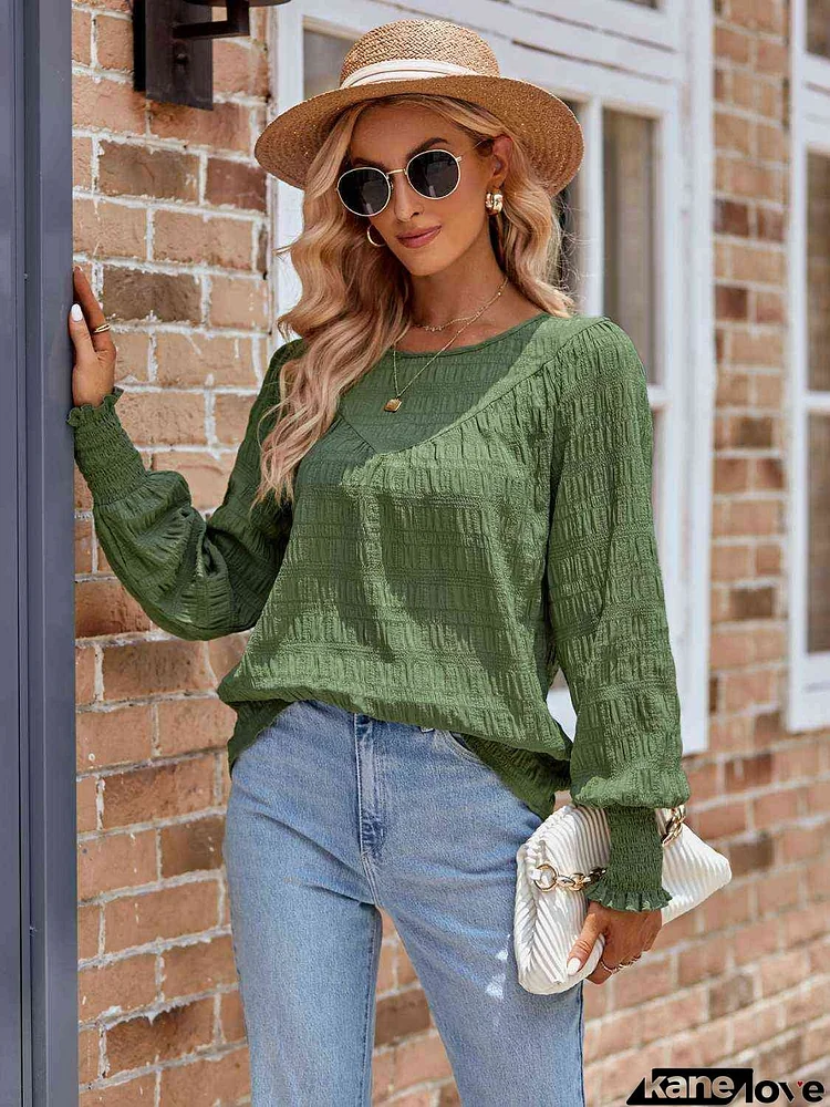 Round Neck Lantern Sleeve Blouse