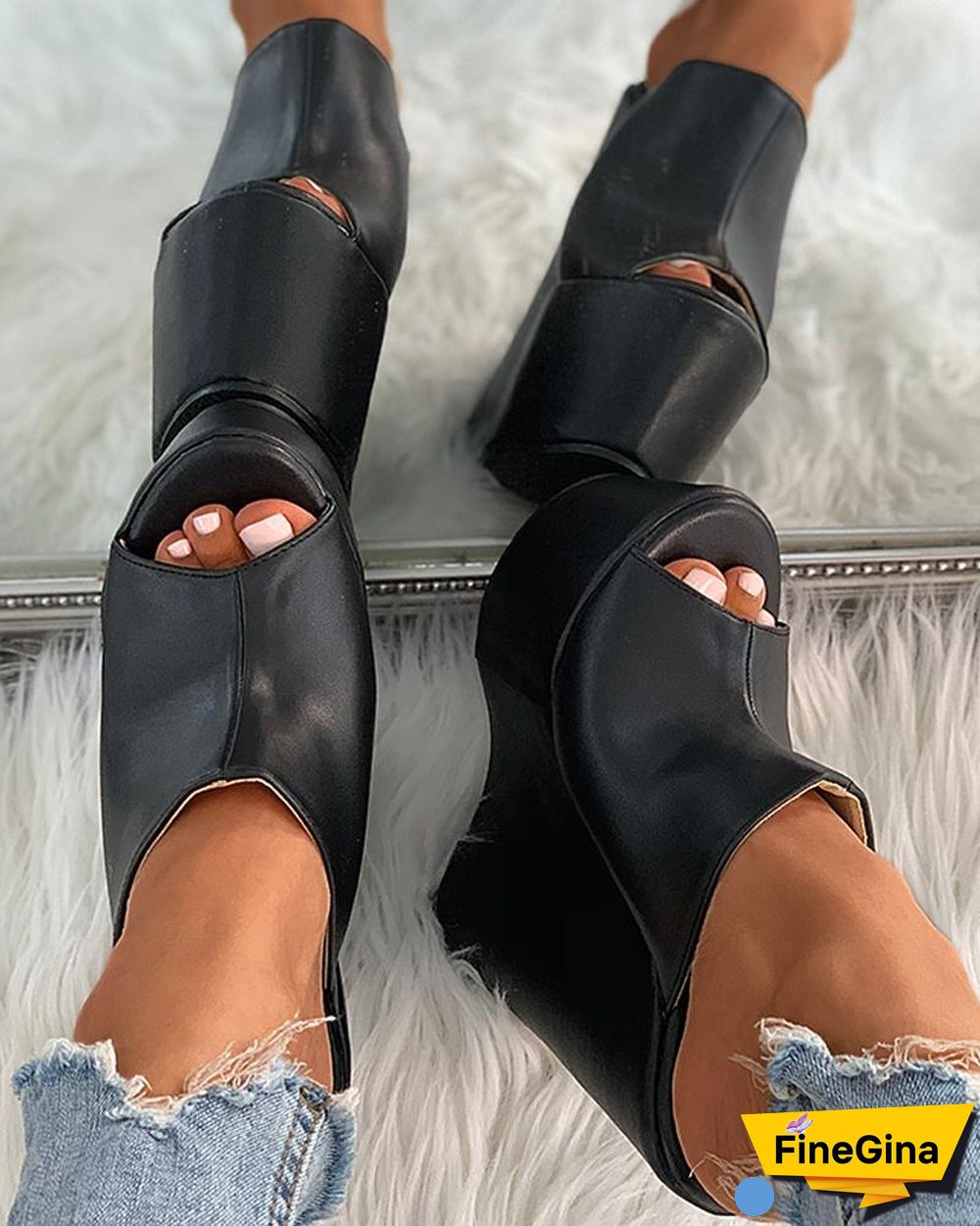 Plain Peep Toe Wedge Sandals