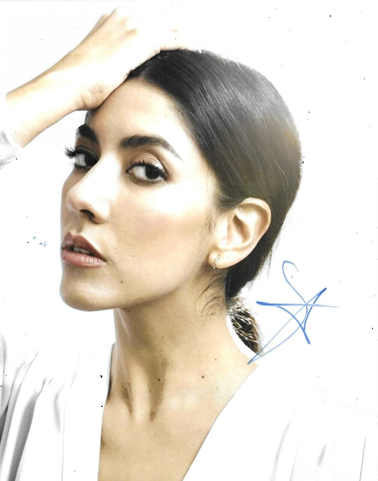 Stephanie Beatriz Signed 10x8 Photo Poster painting AFTAL