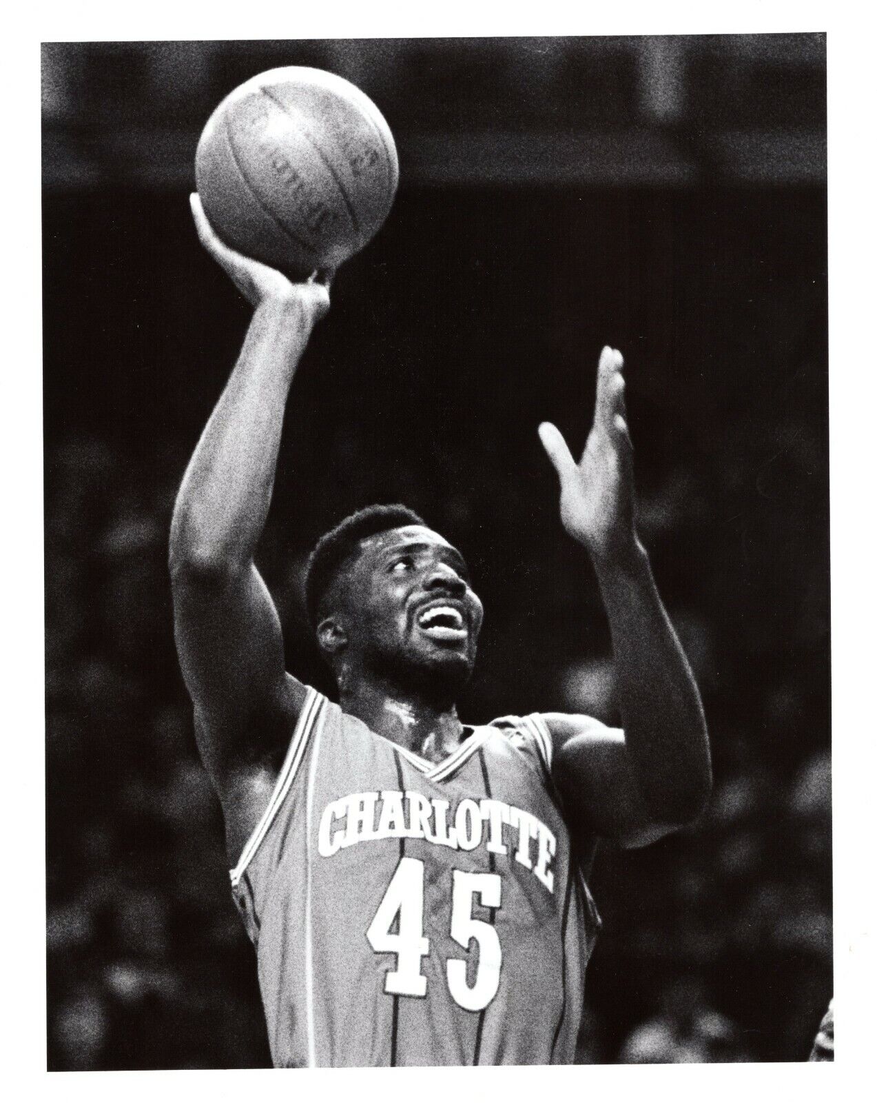 ARMON GILLIAM Charlotte Hornets Basketball NBA 8x10 Promo News Press Photo Poster painting 1990