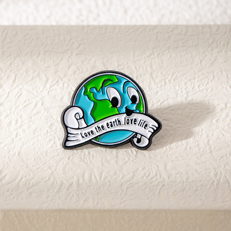 Hot-selling cute cartoon Earth badges protective Earth pins creative environmental protection promotional medals