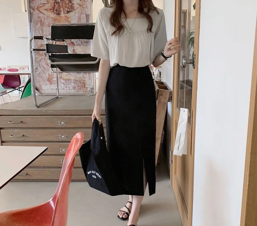 Square-Neck Short-Sleeve Blouse YP1806