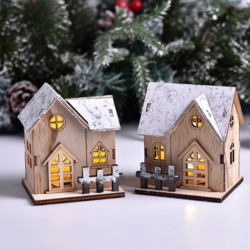 Tegooe LED Luminous Wooden Christmas Cabin - Miniature Holiday Decoration