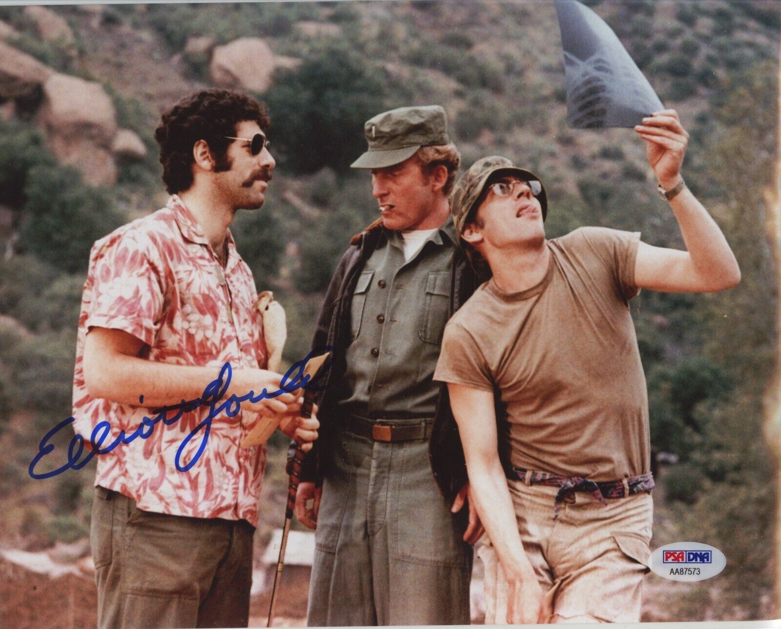 ELLIOTT GOULD 8x10 Photo Poster painting Signed Autographed Auto PSA DNA COA MASH 4077