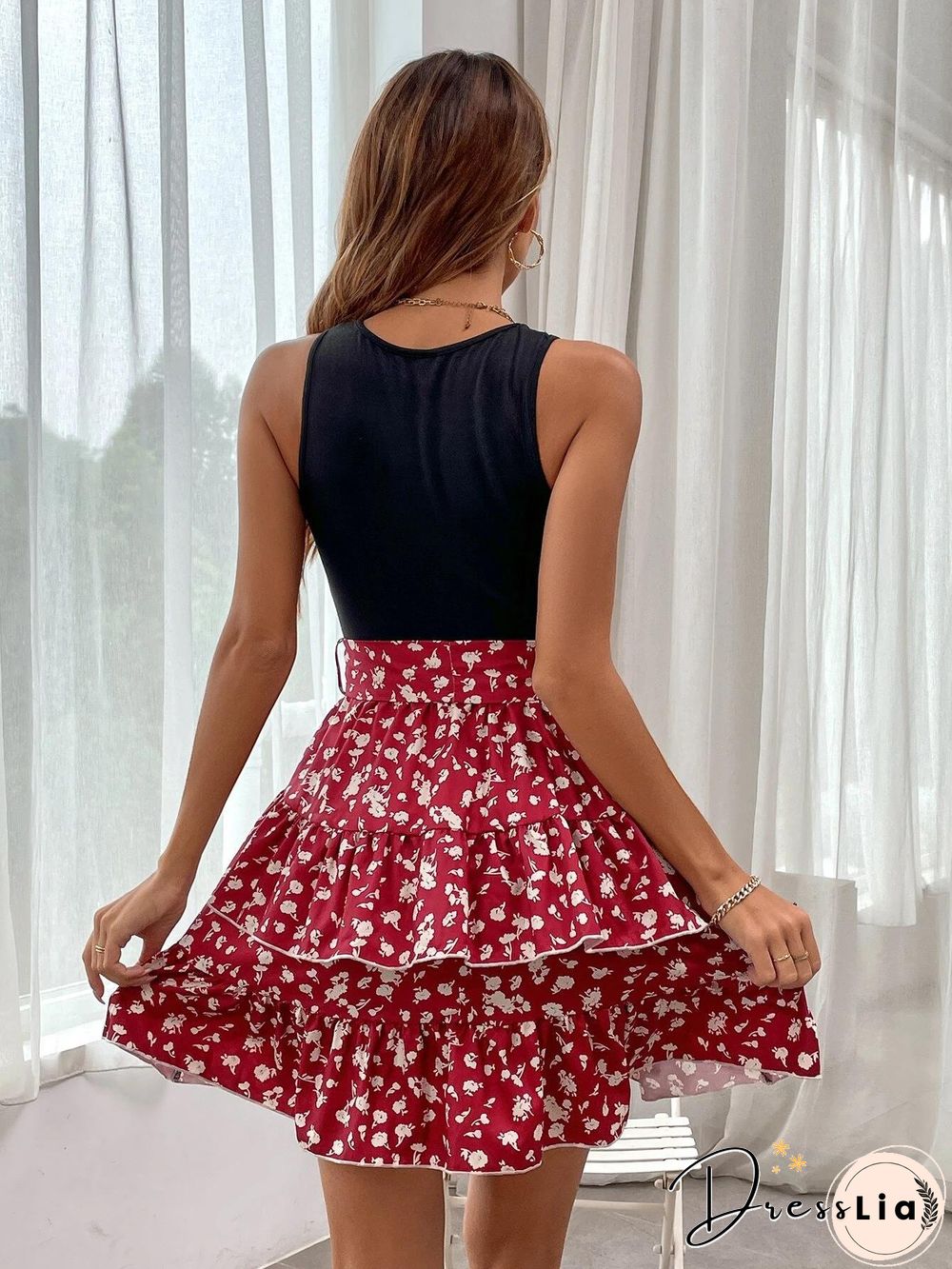 Elegant Sleeveless Round Neck Floral Tank Mini Dress