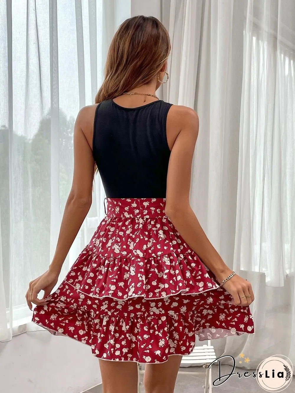Elegant Sleeveless Round Neck Floral Tank Mini Dress