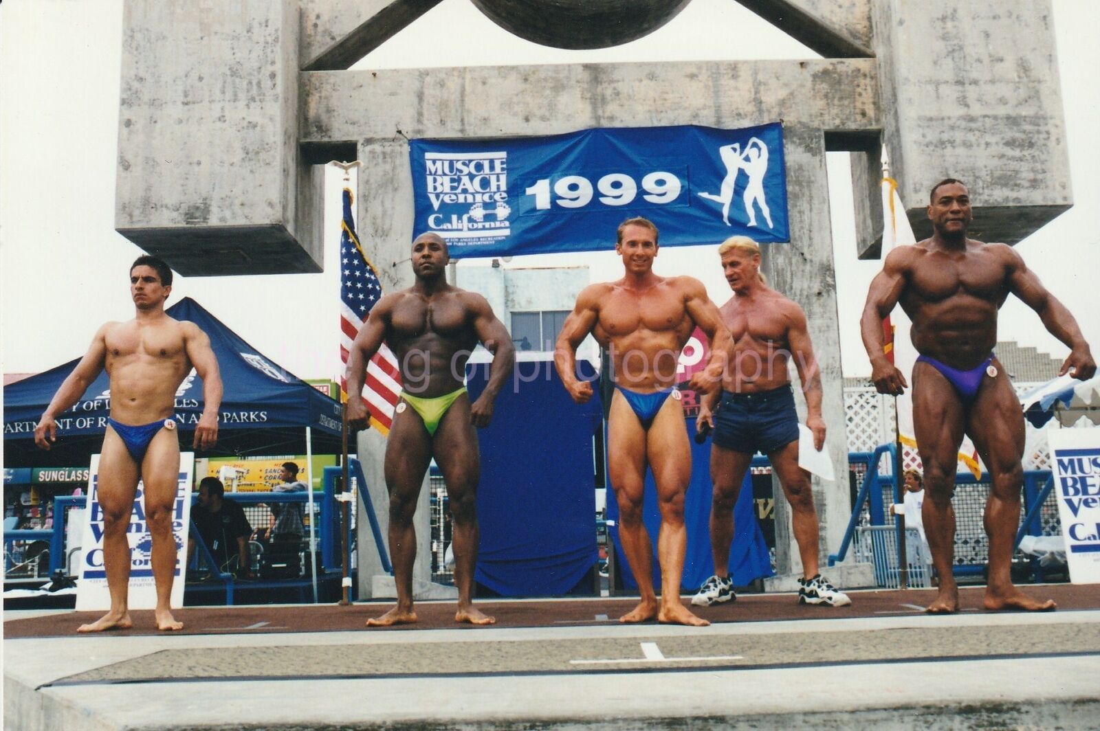 Muscle Men FOUND Photo Poster paintingOriginal VENICE BEACH CALIFORNIA 92 8 F