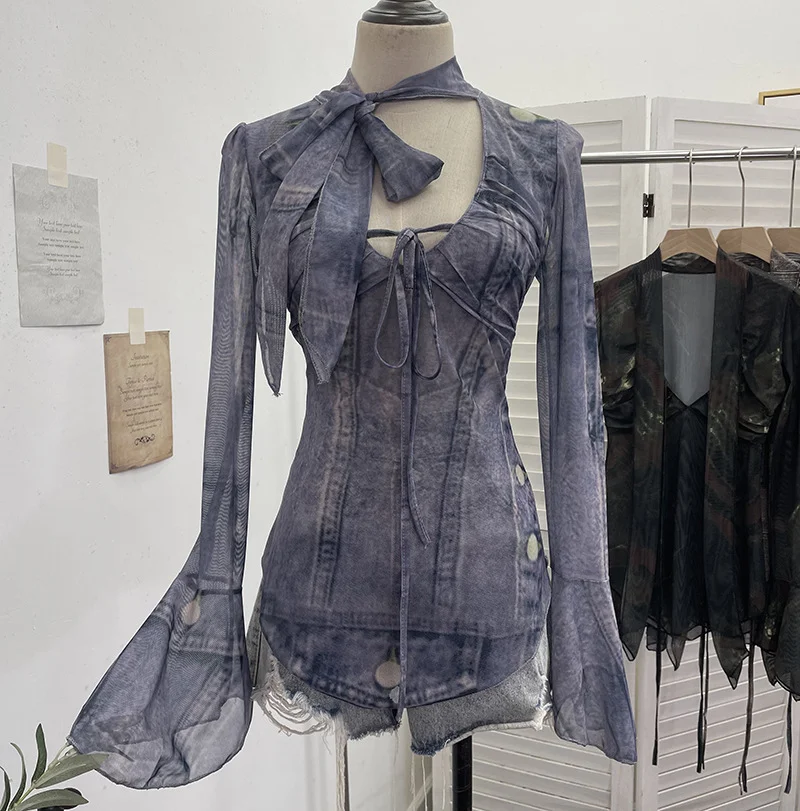 Nigikala Nigikala Hollow Tying With Low-Necked Bow Ribbon Dizzy Red Elastic Mesh T-Shirt Top 8036