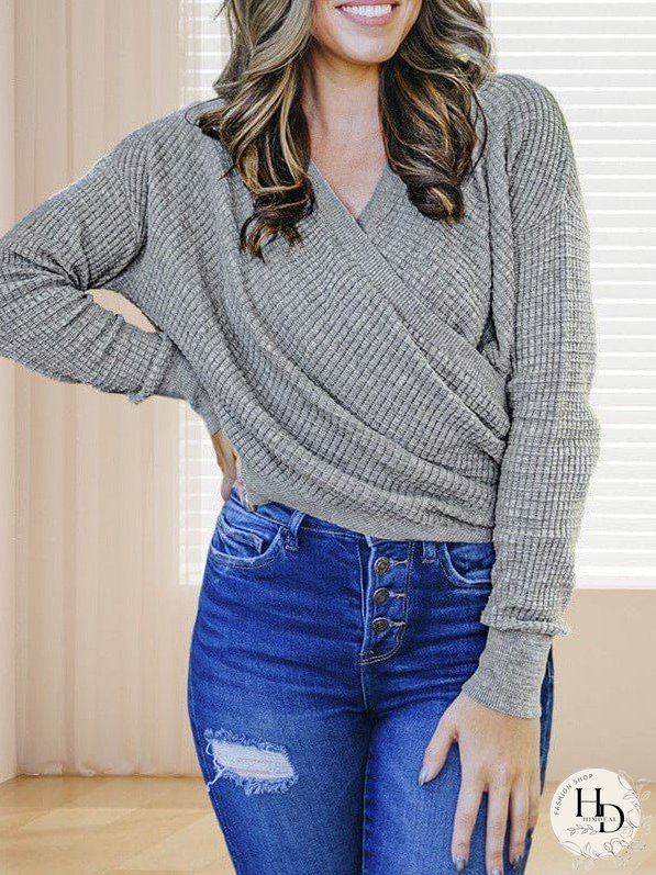 V-Neck Ladies' Sweater With Cross Detail In Solid Colors And Sexy Long Sleeves