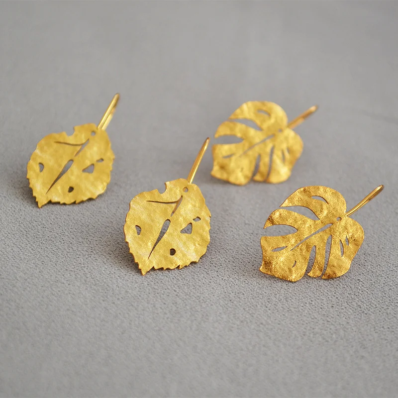 Frosted Granular Retro Gold Leaves Earrings