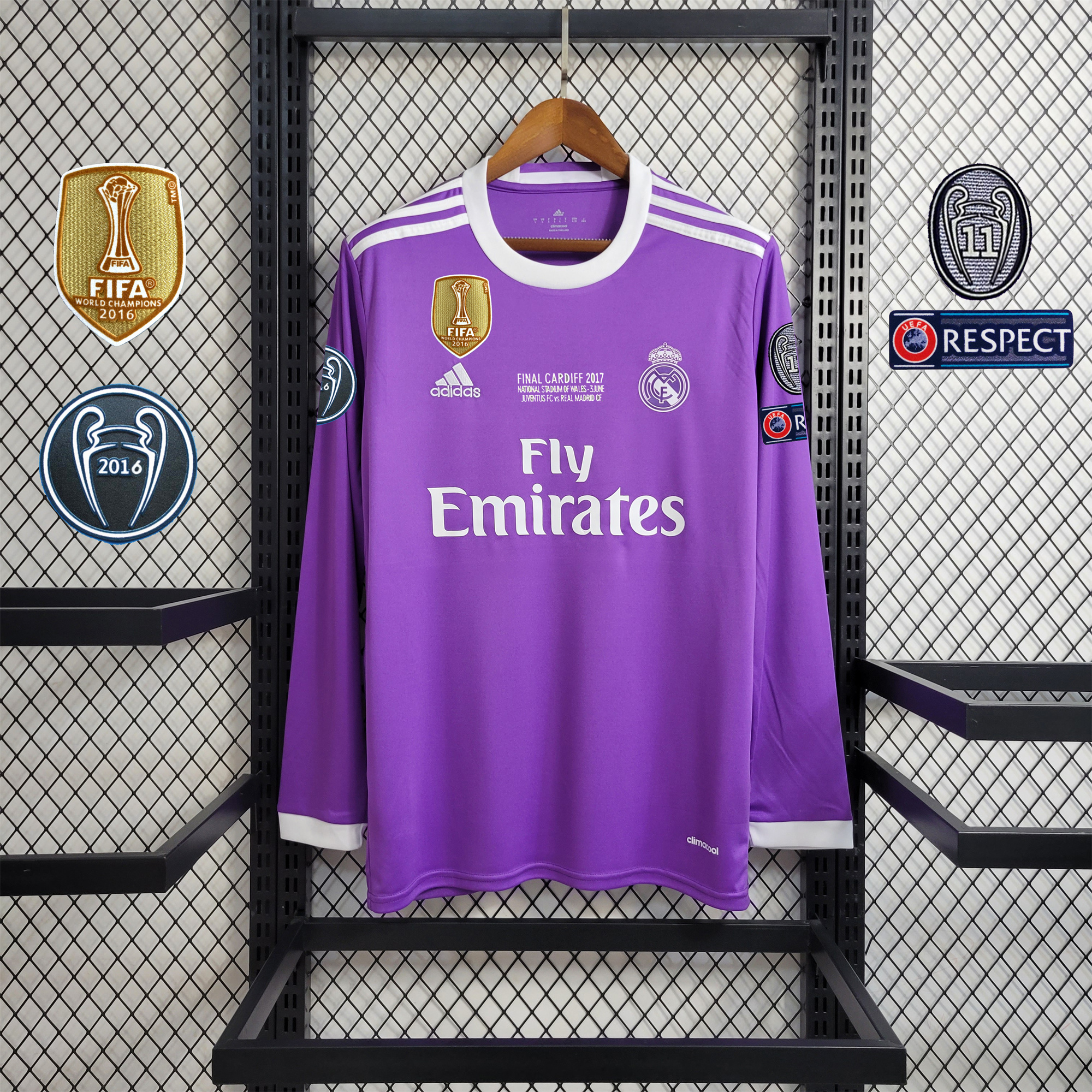 Retro Real Madrid 16-17 Away Long Sleeve Jersey - Champions League Final Version