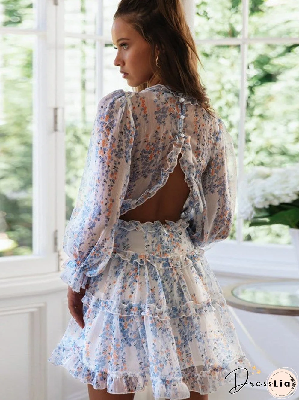 Feminine Floral Dress with V-Neck