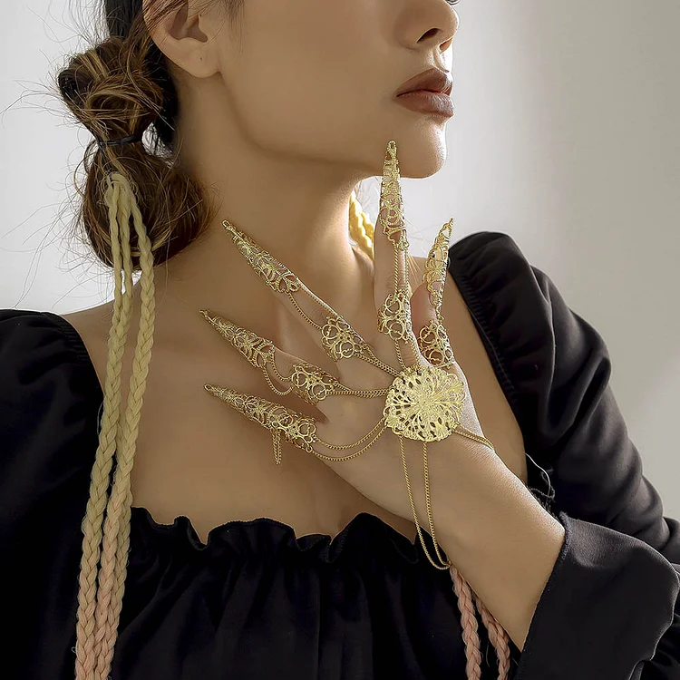 Halloween Gothic Chain Finger Tapered Fringe Bracelet 2024 - Xpluswear