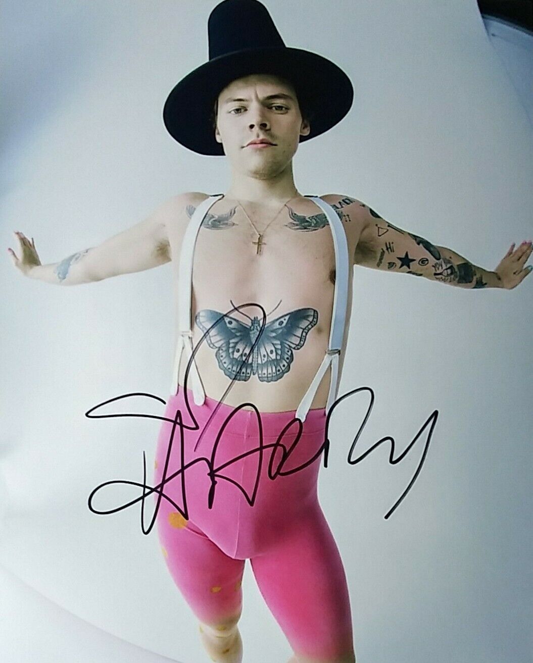 Harry Styles signed 8 x 10