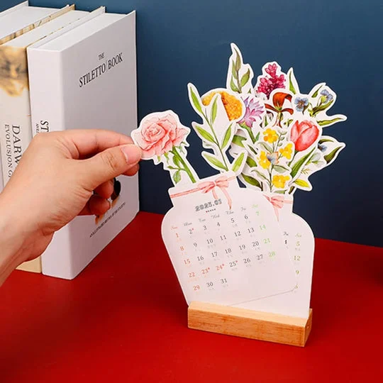 2024 Bloomy Flowers Desk Calendar - tree - Codlins
