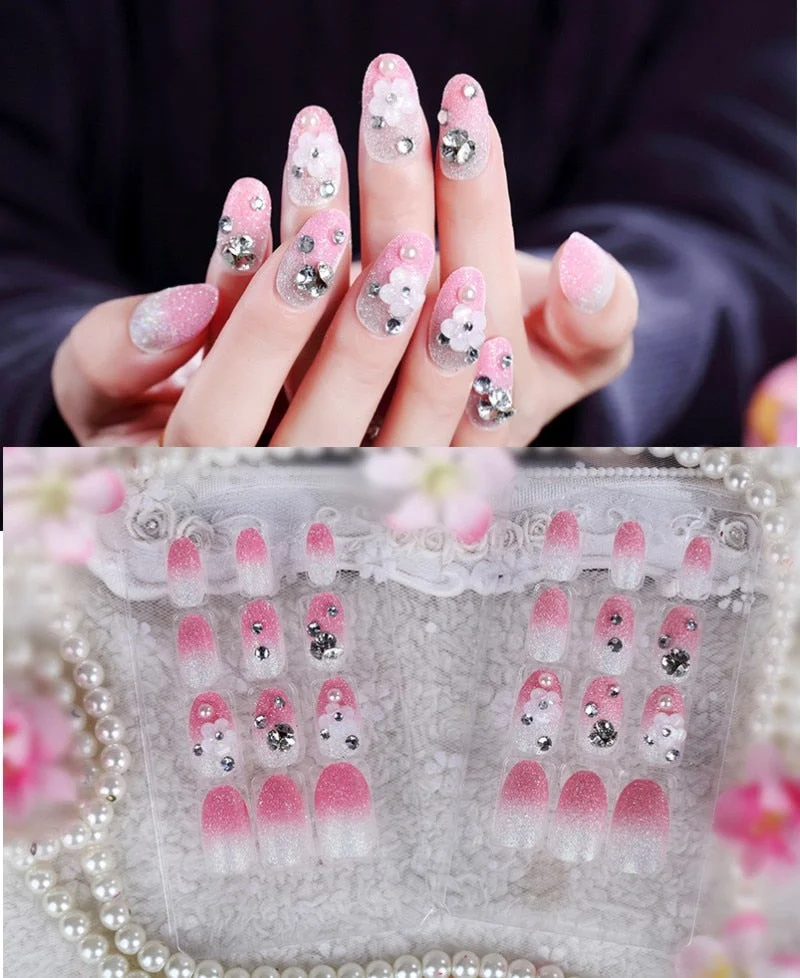 24Pcs/Set Fake Nails Press on Girls Finger Beauty False Nail Art Tips Bright Shining 3D Diamond Full Cover French Nail Art Tips-Nail Inspo
