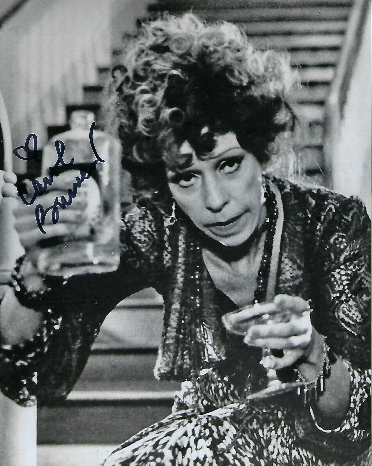 GFA The CB Show & Annie Star * CAROL BURNETT * Signed 8x10 Photo Poster painting C5 COA