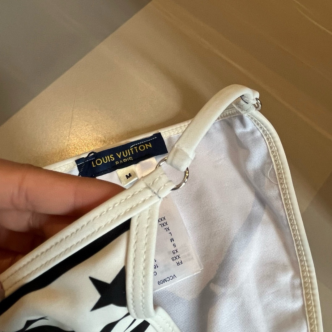 4ea83df3af659b31f42d3937803d15f9