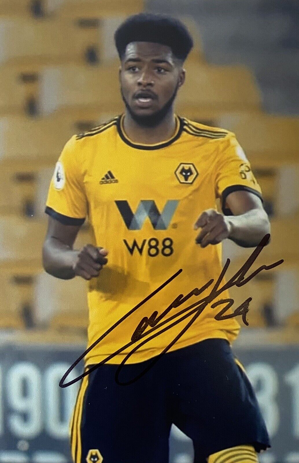 Cameron John Genuine Hand Signed Wolves 6X4 Photo Poster painting