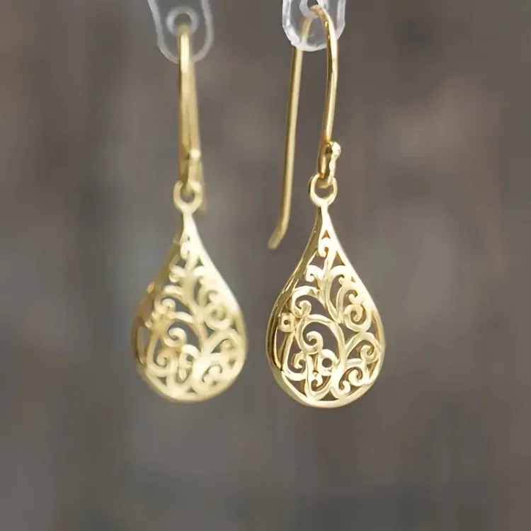 Vintage Hollowed Out Plant Earrings