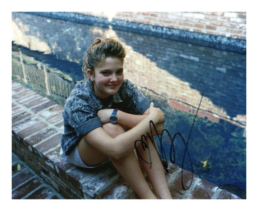 DREW BARRYMORE AUTOGRAPHED SIGNED A4 PP POSTER Photo Poster painting PRINT 5