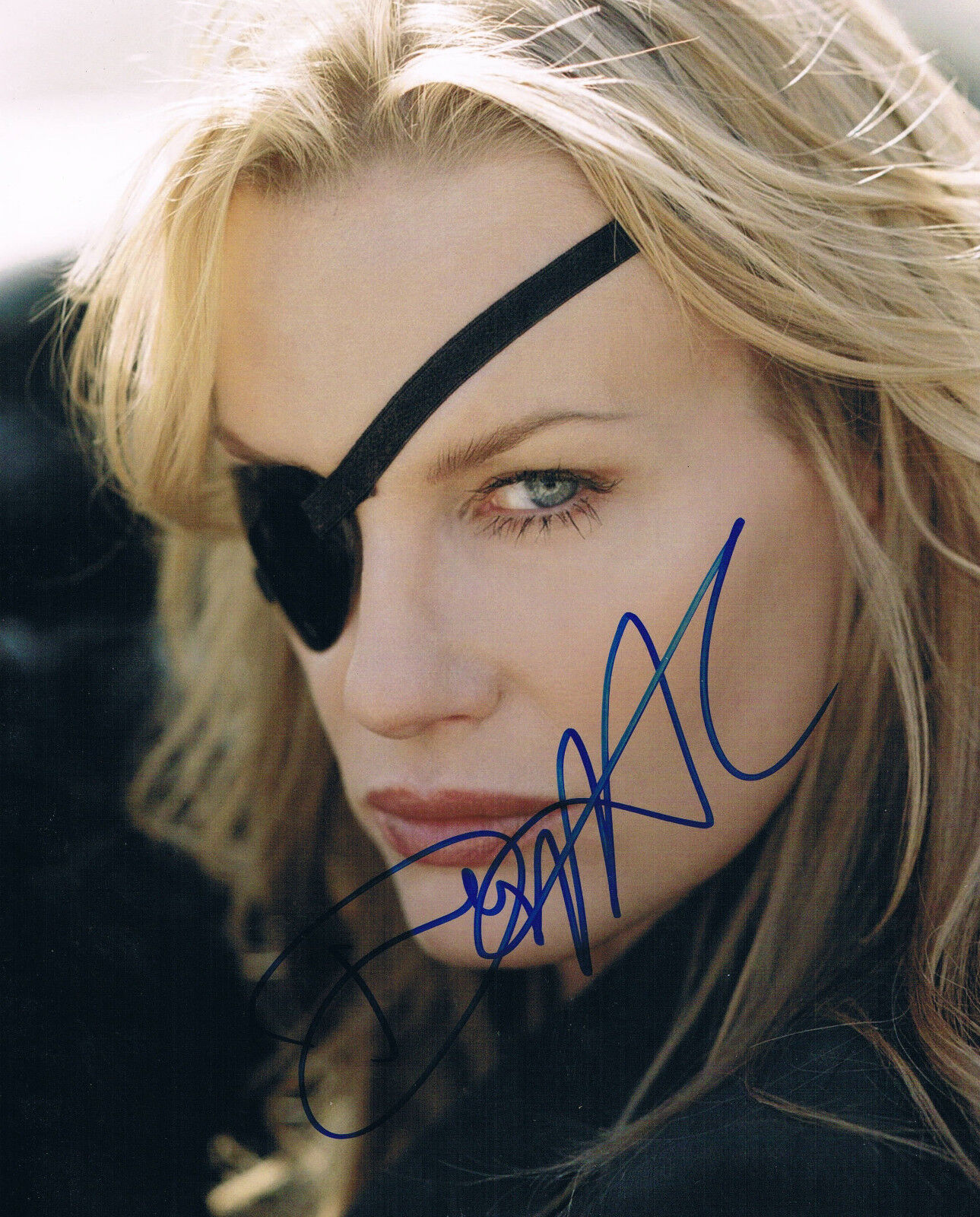 Daryl Hannah 1960- KILL BILL genuine autograph signed Photo Poster painting 8x10