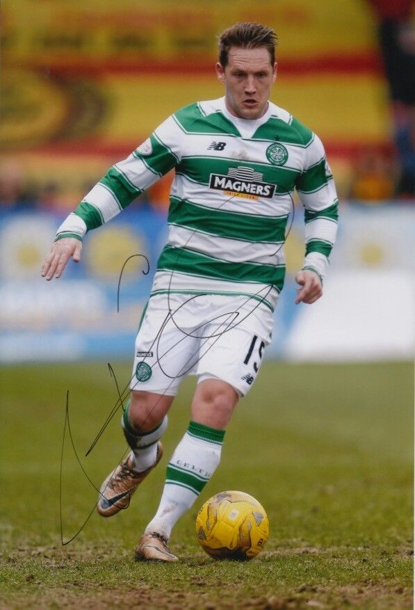 CELTIC HAND SIGNED KRIS COMMONS 12X8 Photo Poster painting.