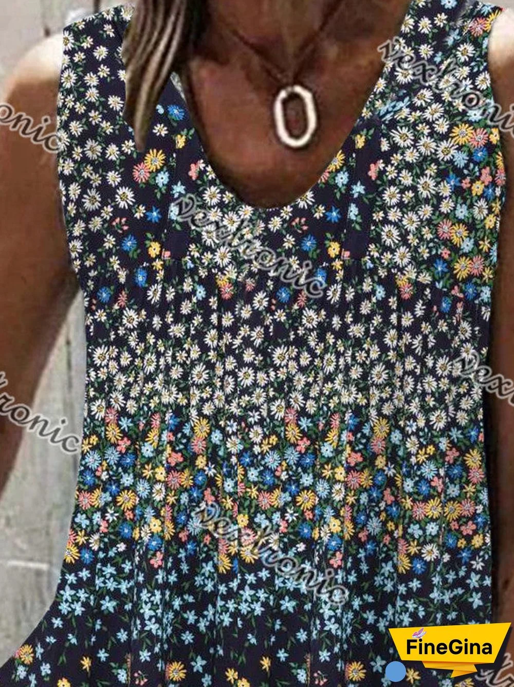 Women Sleeveless V-neck Floral Printed Graphic Top