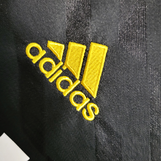 Retro 2011/2012 Real Madrid Away Football Shirt Thai Quality