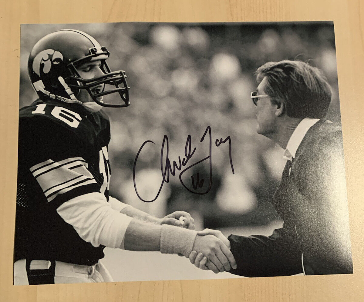 IOWA HAWKEYES LEGEND CHUCK LONG SIGNED 8x10 Photo Poster painting AUTO AUTOGRAPHED VERY RARE COA