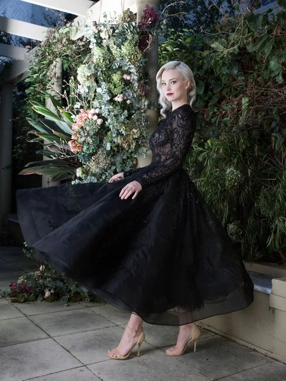 Black Bateau Long Sleeves Tea-length Wedding Dress With Appliques Lace