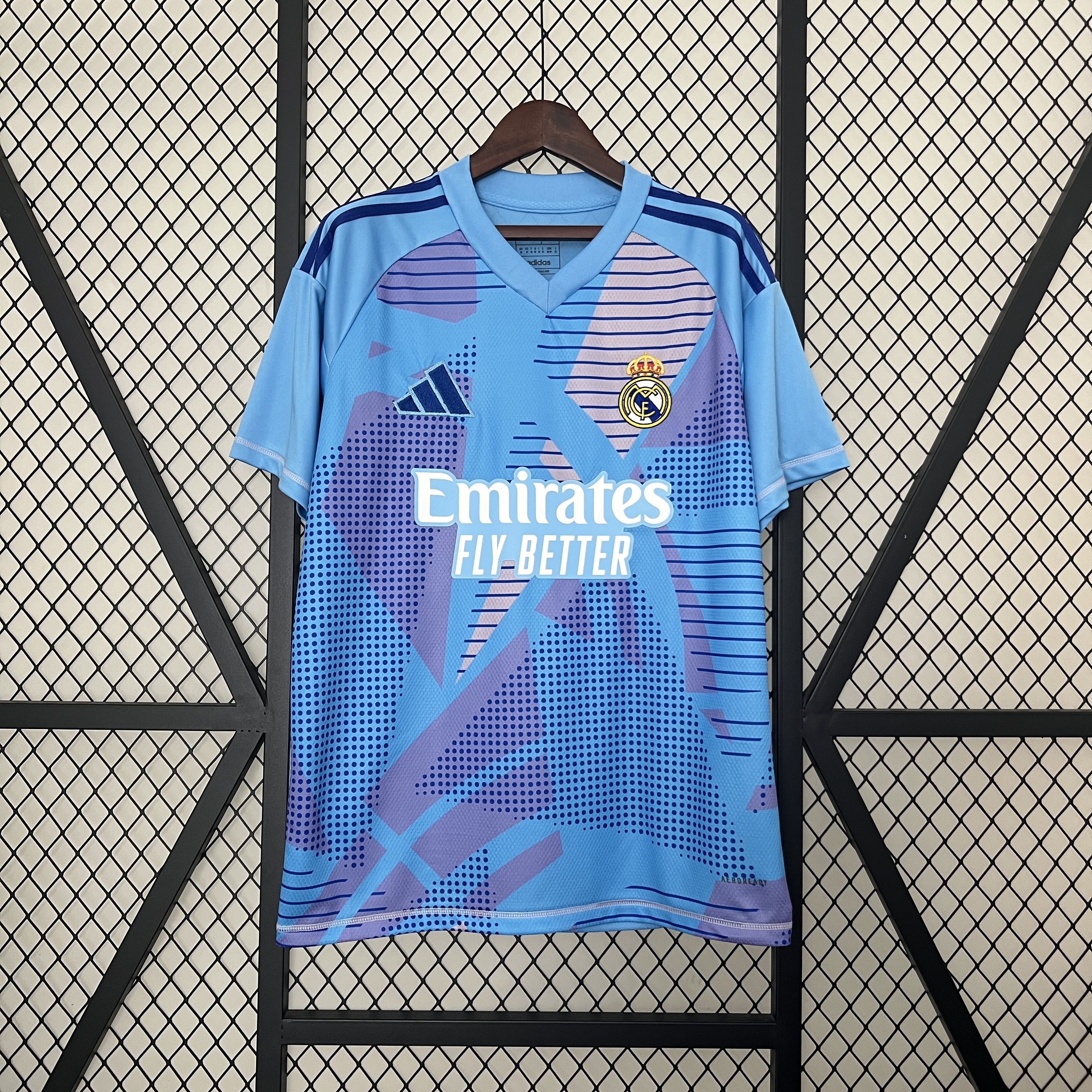24/25 Real Madrid Goalkeeper Blue Football Shirt Thai quality
