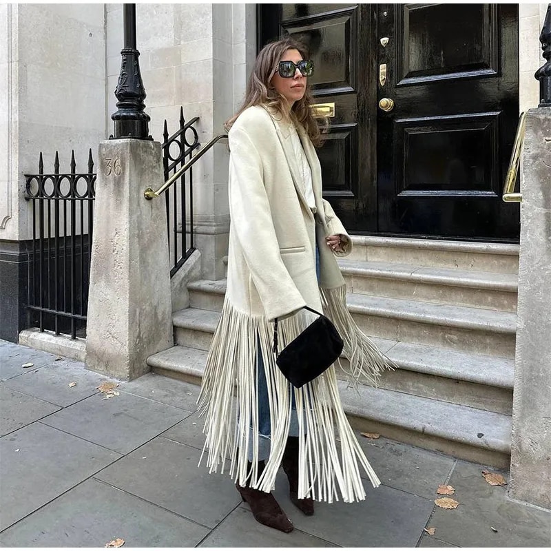 2023 Women's Tassel Wool Fringe Coat - Elegant and Warm Winter Overcoat. Vestes Novas 